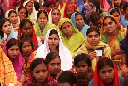 Women of Amkhut at a service celebrating the release of the Bhil prisoners.