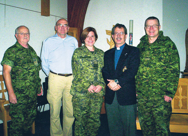With Presbyterian chaplains Dwight Nelson, Bonnie Mason and Dave Kettle at the Chaplain’s School, CFB Borden.